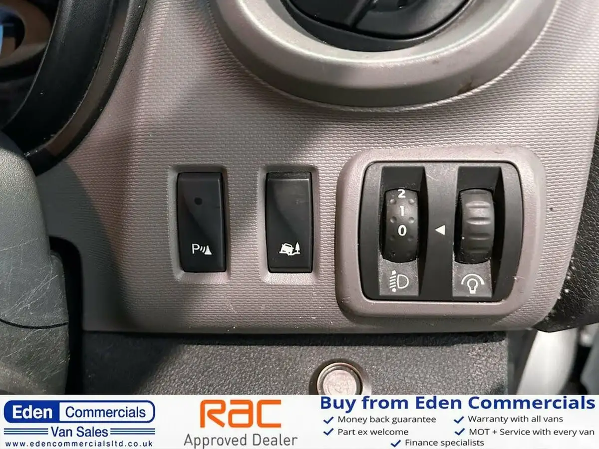 2016-renault-trafic-16dci-ll29-120-business-energy-crew-6-seats-big-27