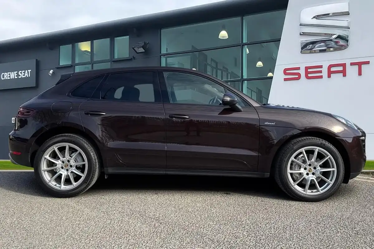 2015-porsche-macan-30td-s-big-2