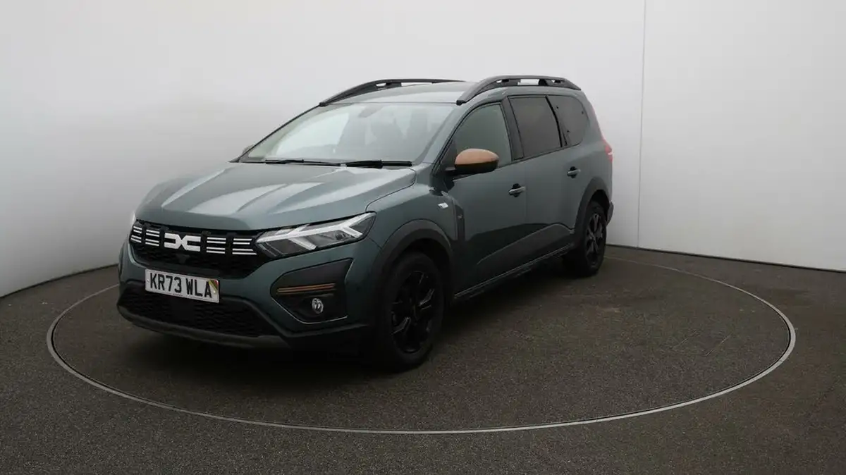 2023-dacia-jogger-10-tce-extreme-big-35