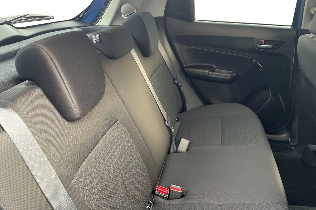 2021-suzuki-swift-12-dualjet-sz-l-big-16