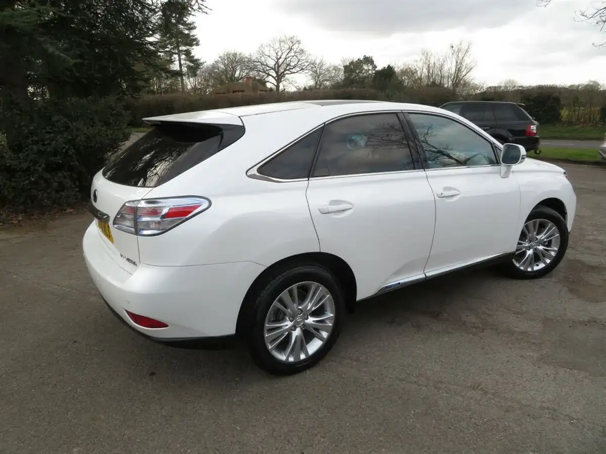 2011-lexus-rx-450h-35-se-i-4x4-big-5