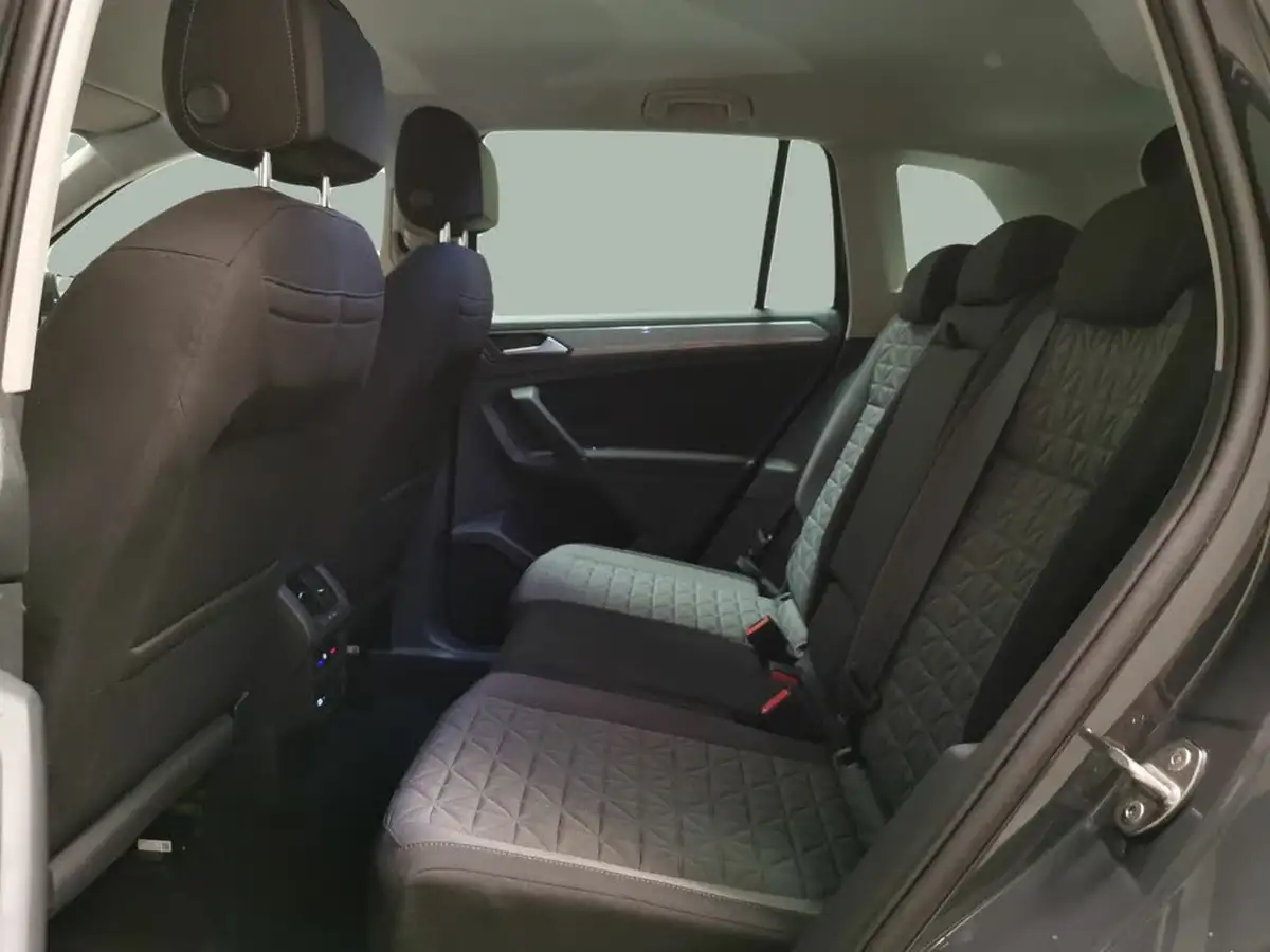 2021-volkswagen-tiguan-20tdi-life-dsg-big-34