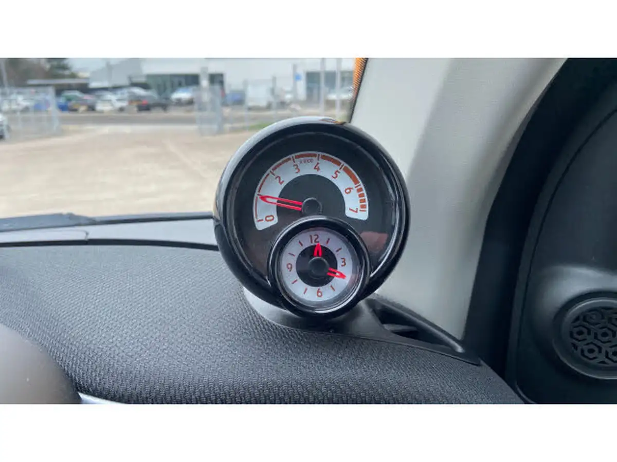 2016-smart-fortwo-10-prime-sport-premium-plusss-coupe-twinamic-big-34