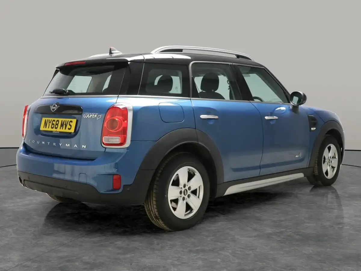 2019-mini-countryman-20td-cooper-d-sport-ss-all4-big-6