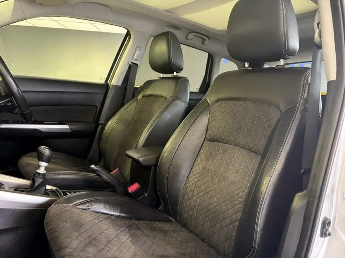 2021-suzuki-vitara-14-boosterjet-sz5-allgrip-big-12