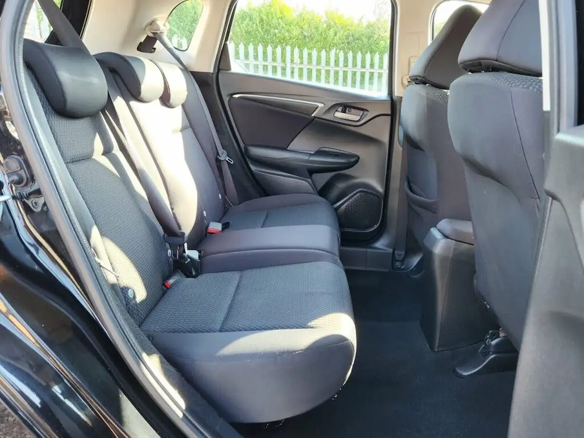 2018-honda-jazz-13-i-vtec-se-big-6