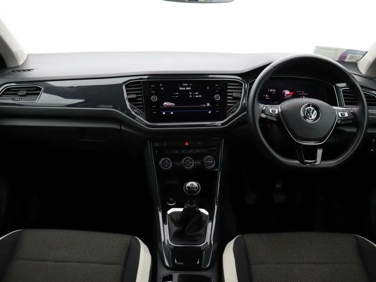 2018-volkswagen-t-roc-16tdi-sel-big-20
