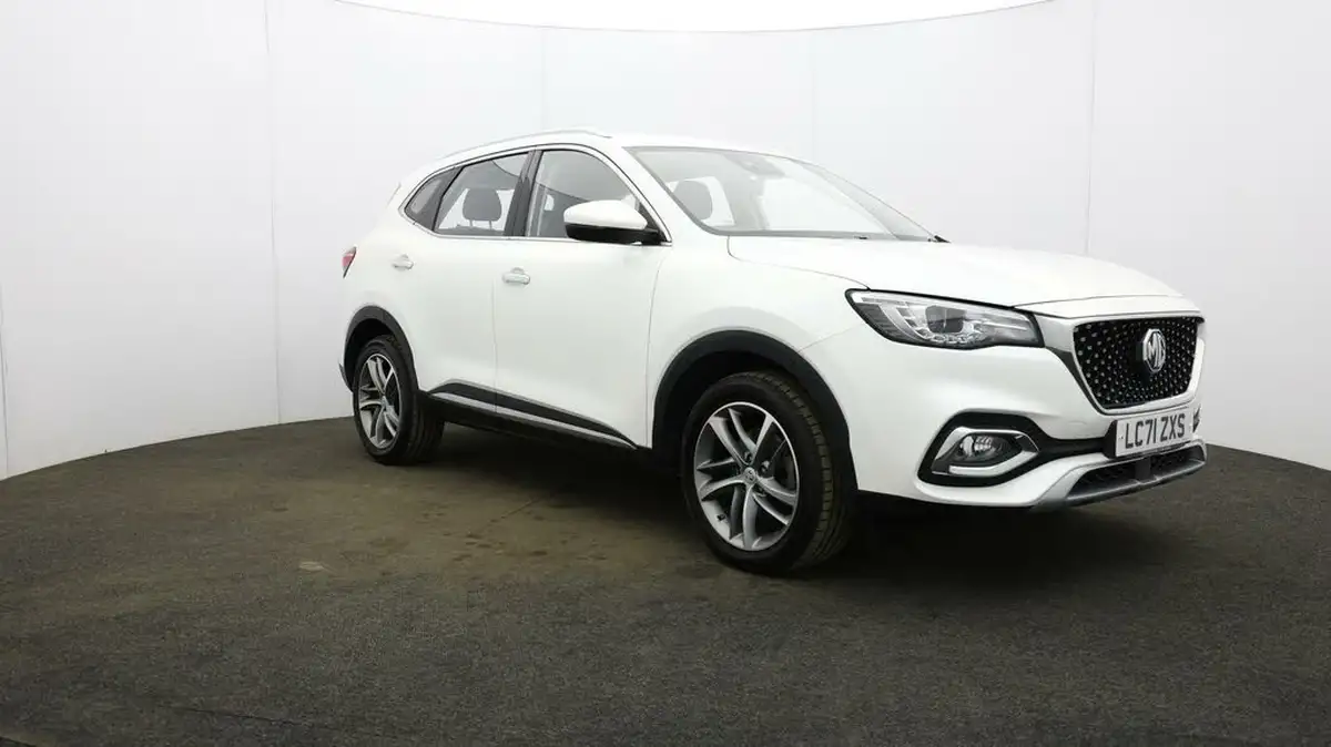 2021-mg-hs-15t-gdi-excite-162ps-big-0