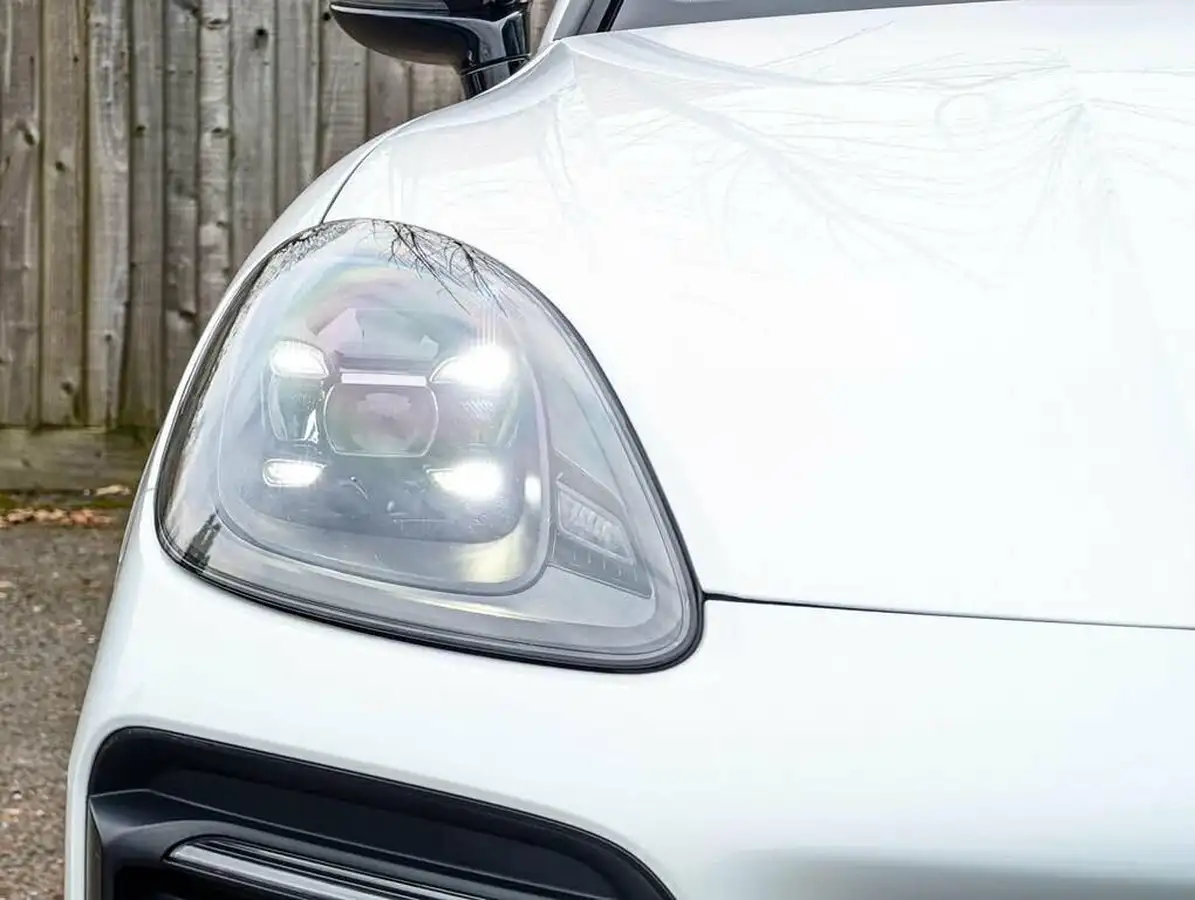 2022-porsche-cayenne-30-v6-coupe-big-8