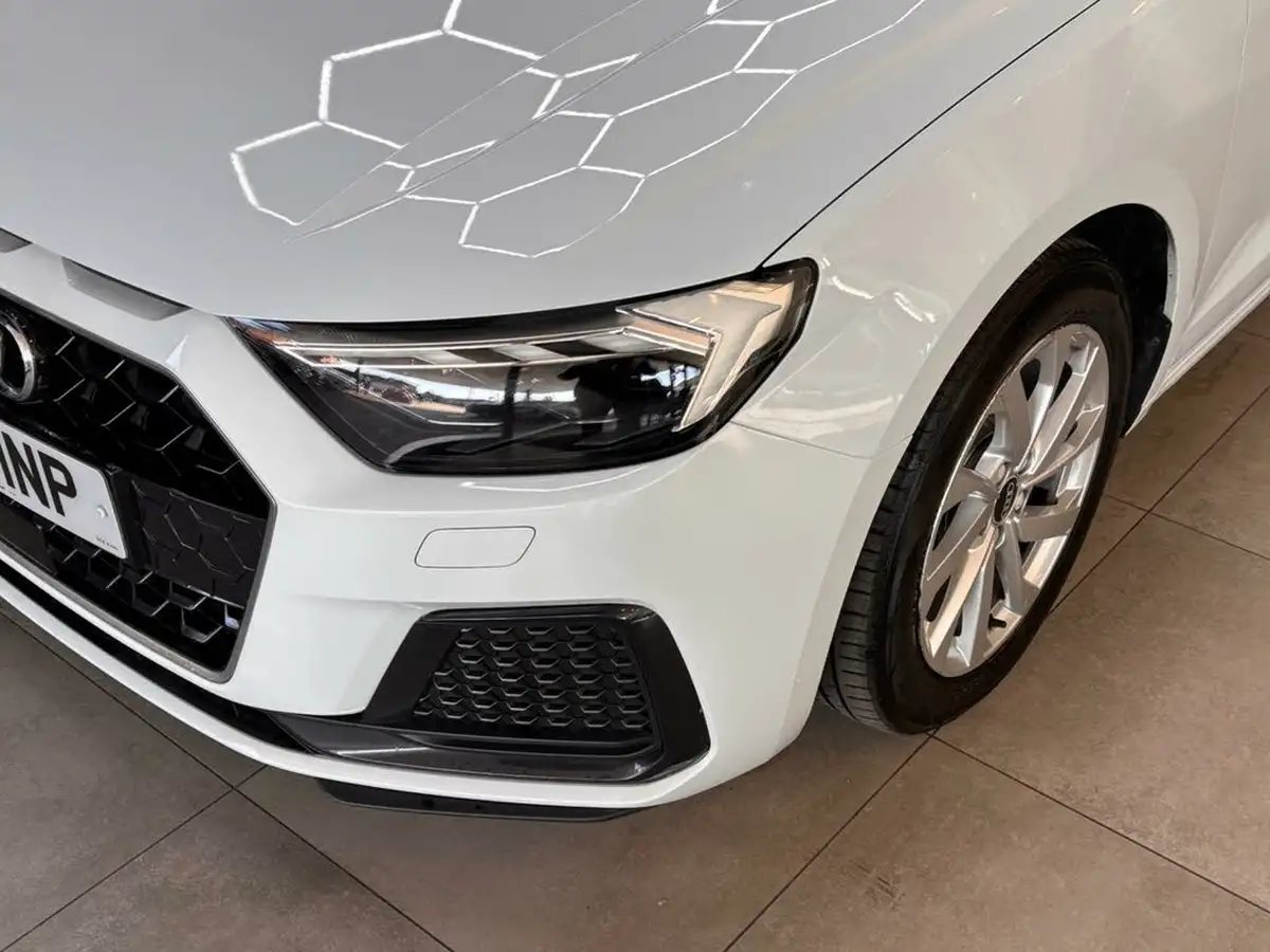 2021-audi-a1-15-35-tfsi-sport-big-41