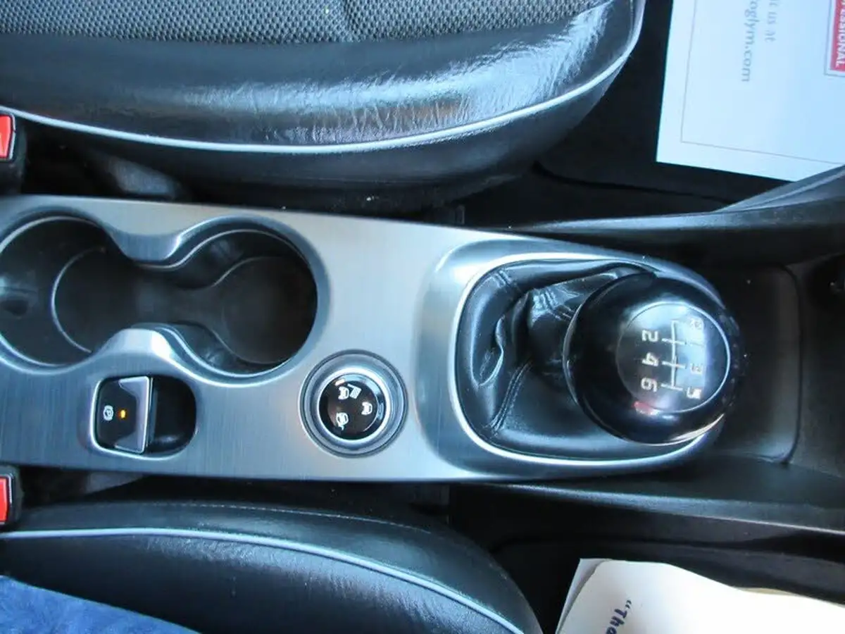2016-fiat-500x-16multijet-cross-plus-big-21