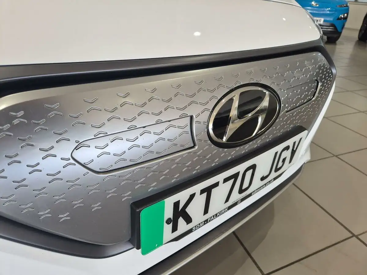 2021-hyundai-ioniq-e-premium-se-electric-100kw-big-51