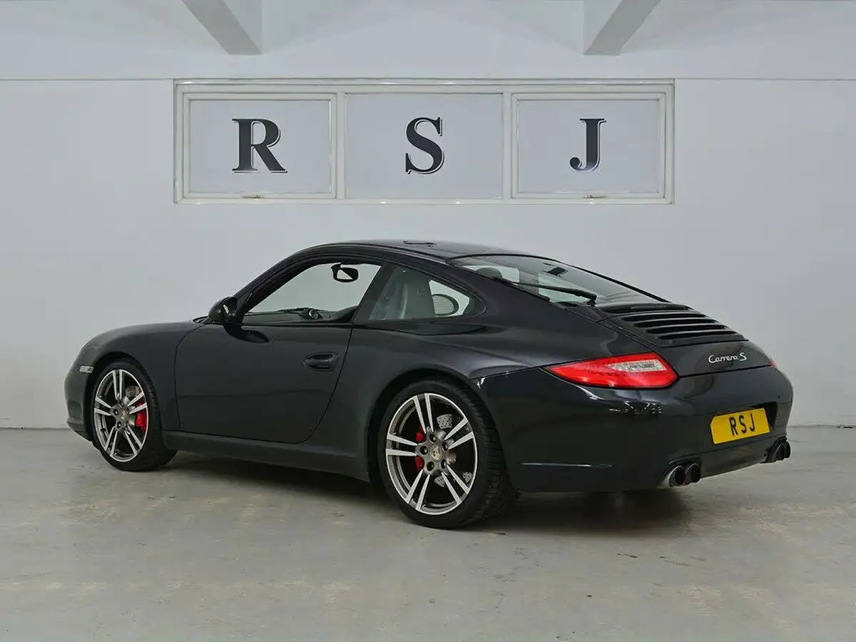 2011-porsche-911-38-carrera-s-rwd-coupe-pdk-big-4
