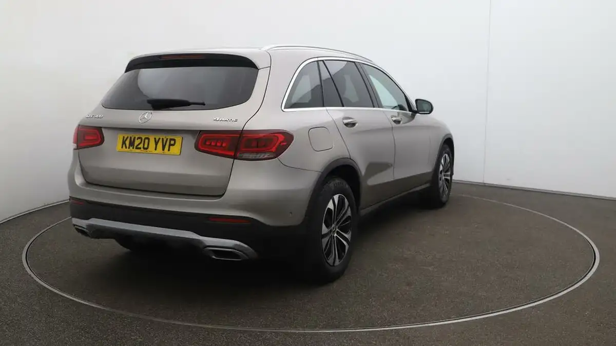 2020-mercedes-benz-glc-class-20-glc300-sport-big-48