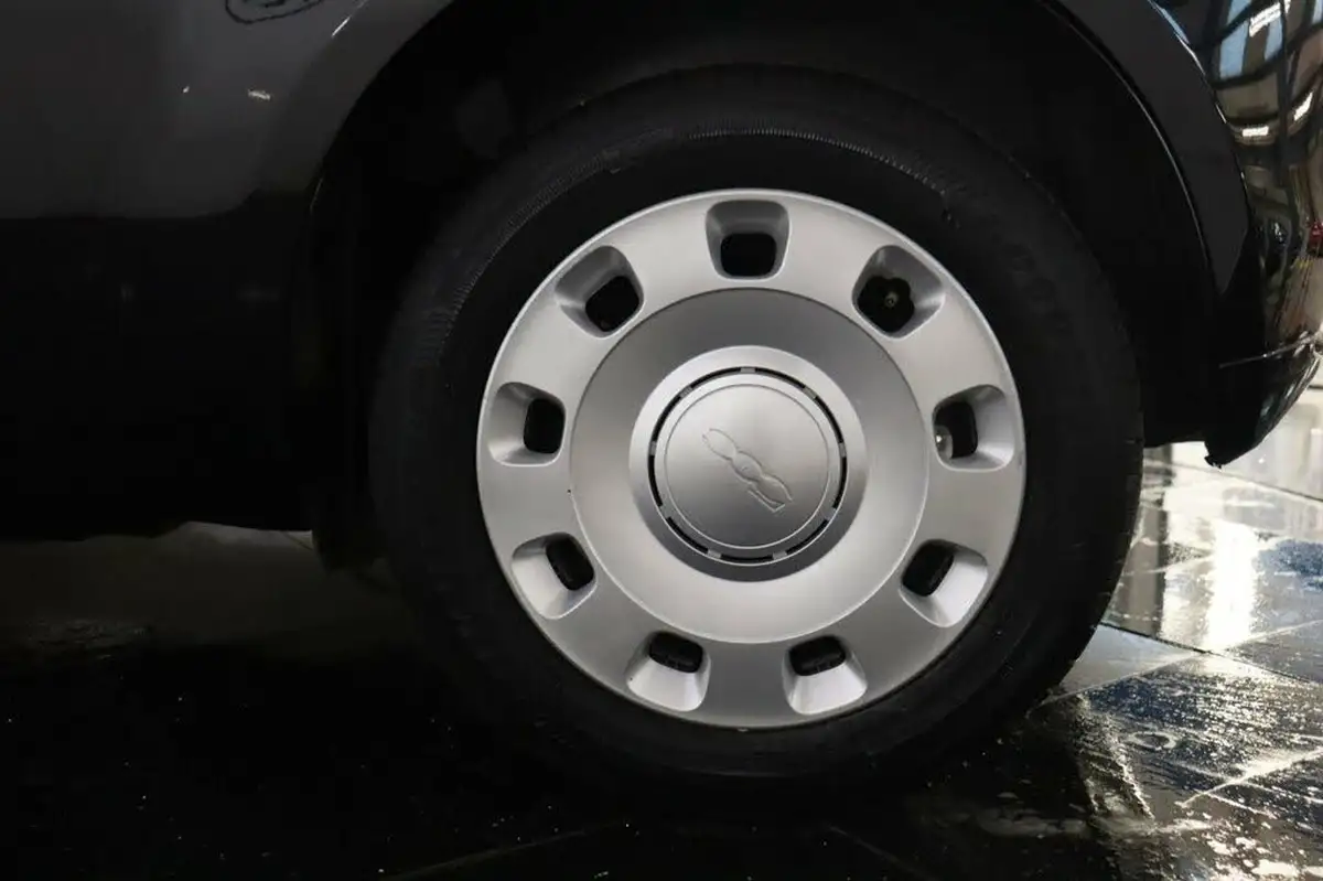 2022-fiat-500-10-pop-big-24