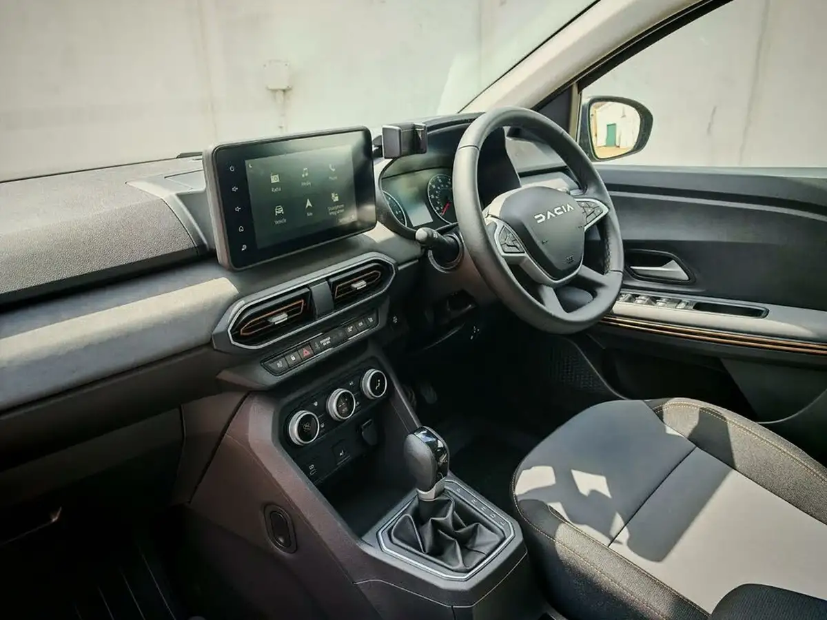 2025-dacia-sandero-stepway-10-tce-extreme-90bhp-cvt-big-5