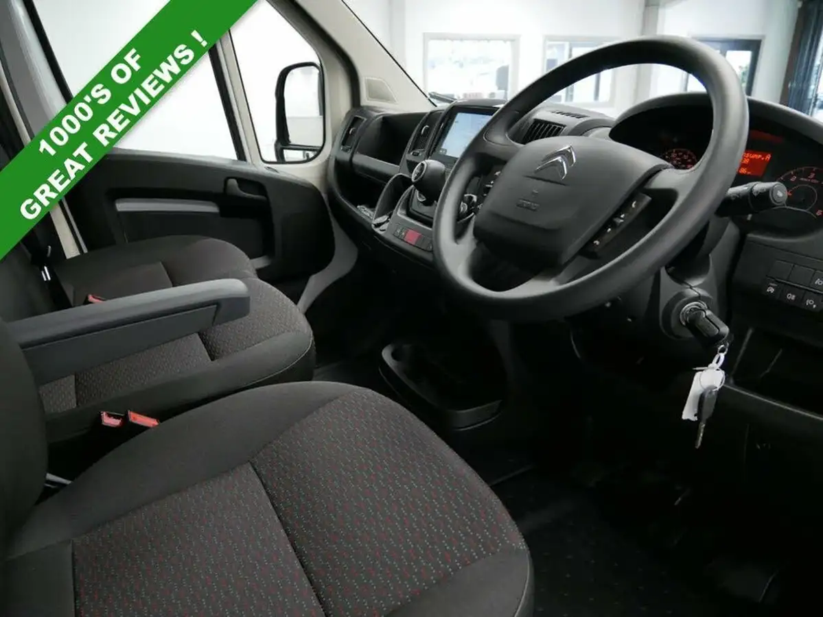 2023-citroen-relay-22bluehdi-35-l3h2-enterprise-edition-panel-big-11