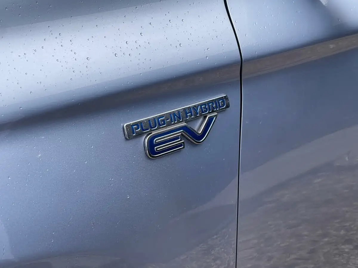2015-mitsubishi-outlander-20-gx3h-5st-big-40