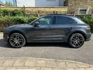 2022-porsche-macan-20-small-5