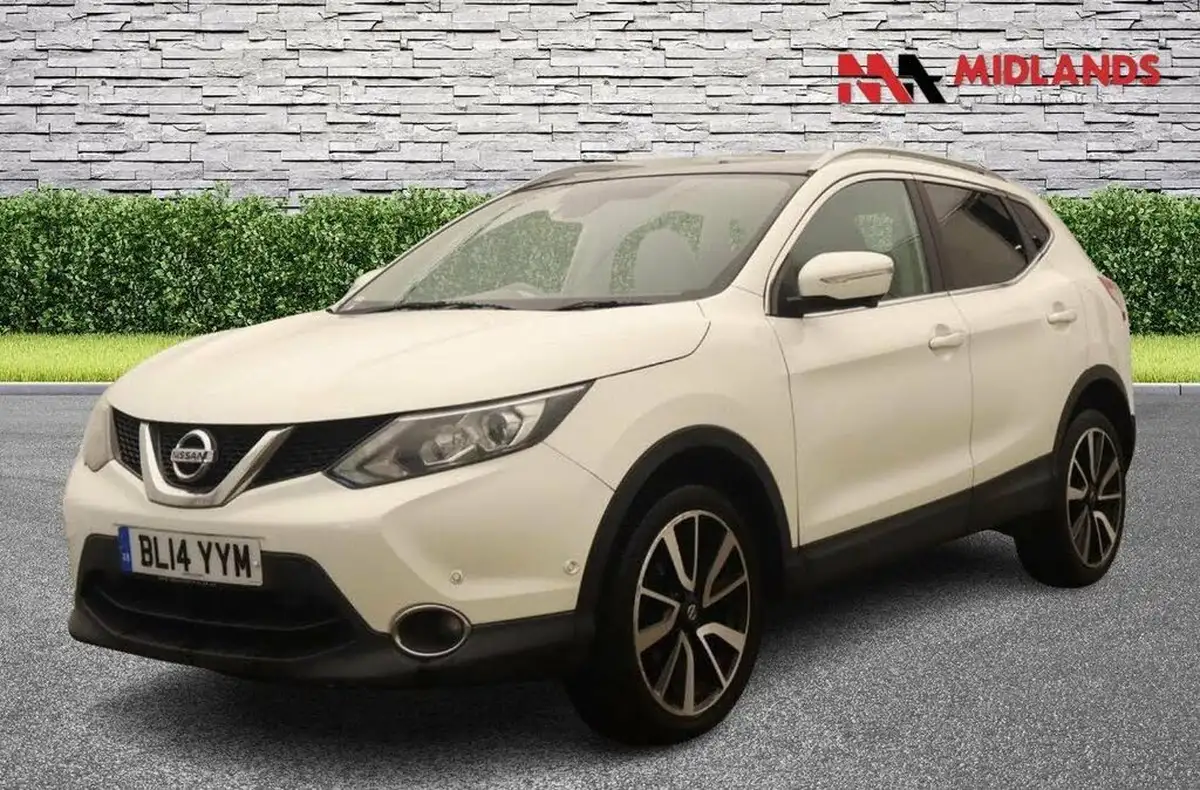 2014-nissan-qashqai-15dci-tekna-big-2