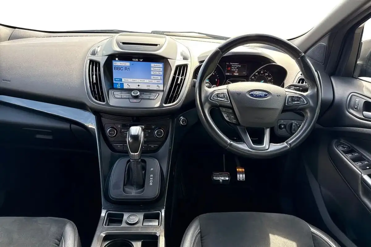 2017-ford-kuga-20tdci-st-line-180ps-awd-powershift-big-17