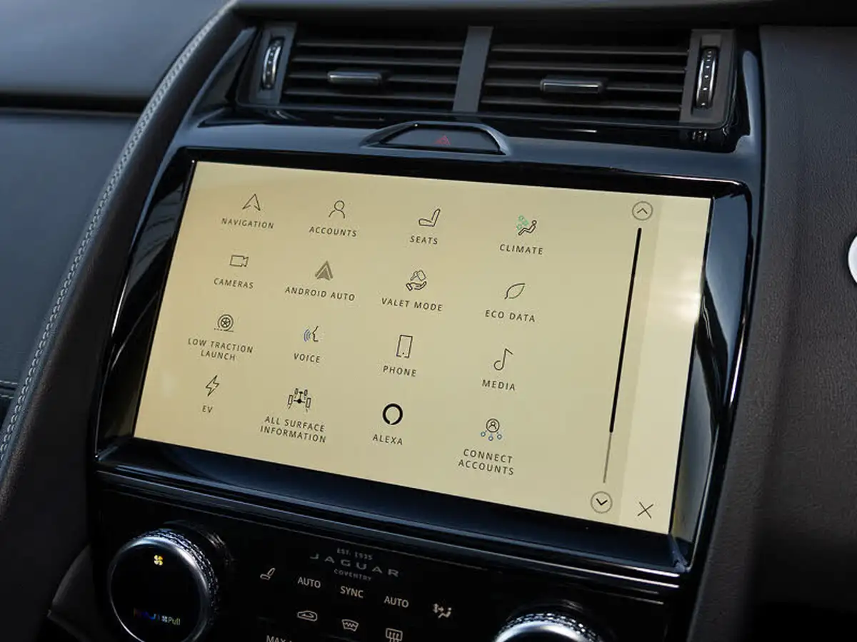 2021-jaguar-e-pace-15-p300e-r-dynamic-se-big-10