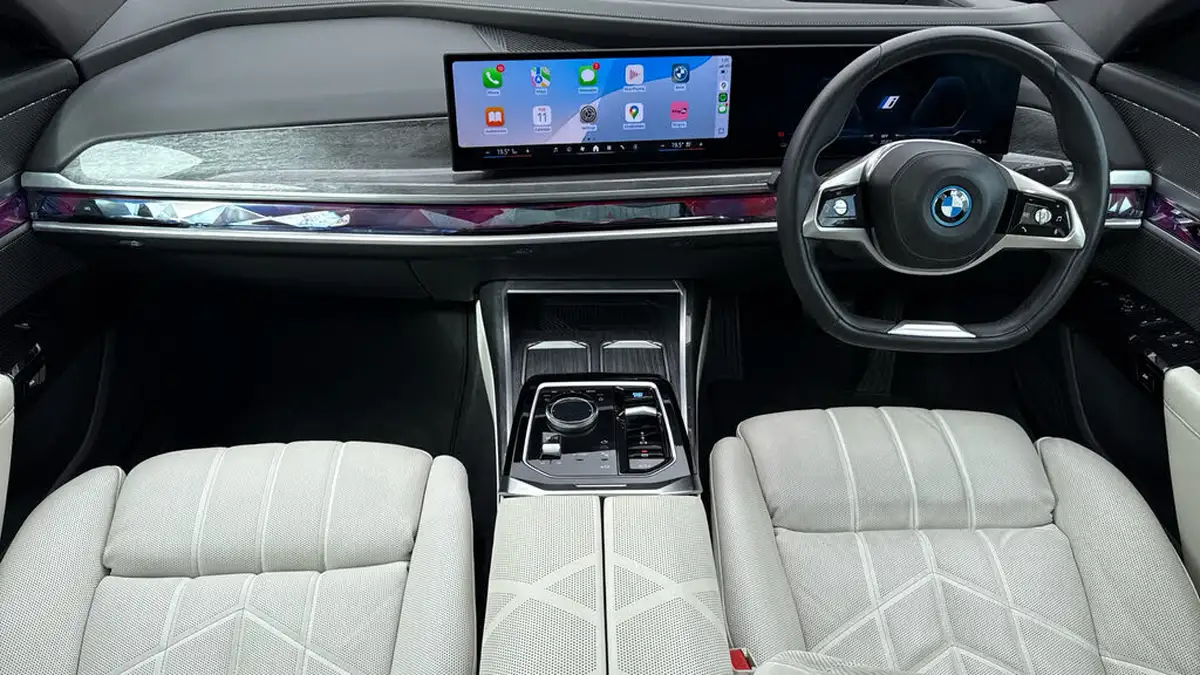 2023-bmw-7-series-e-i7-xdrive60-excellence-pro-big-18