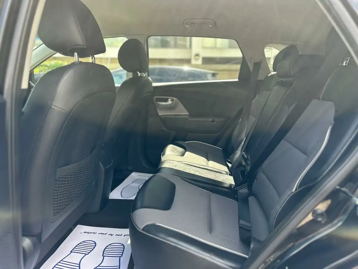 2021-kia-e-niro-ev-2-64-big-9