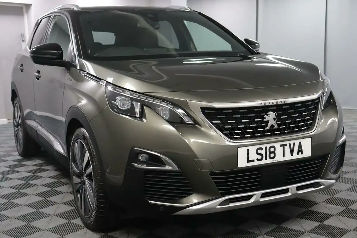 2018-peugeot-3008-suv-12-puretech-gt-line-premium-big-4