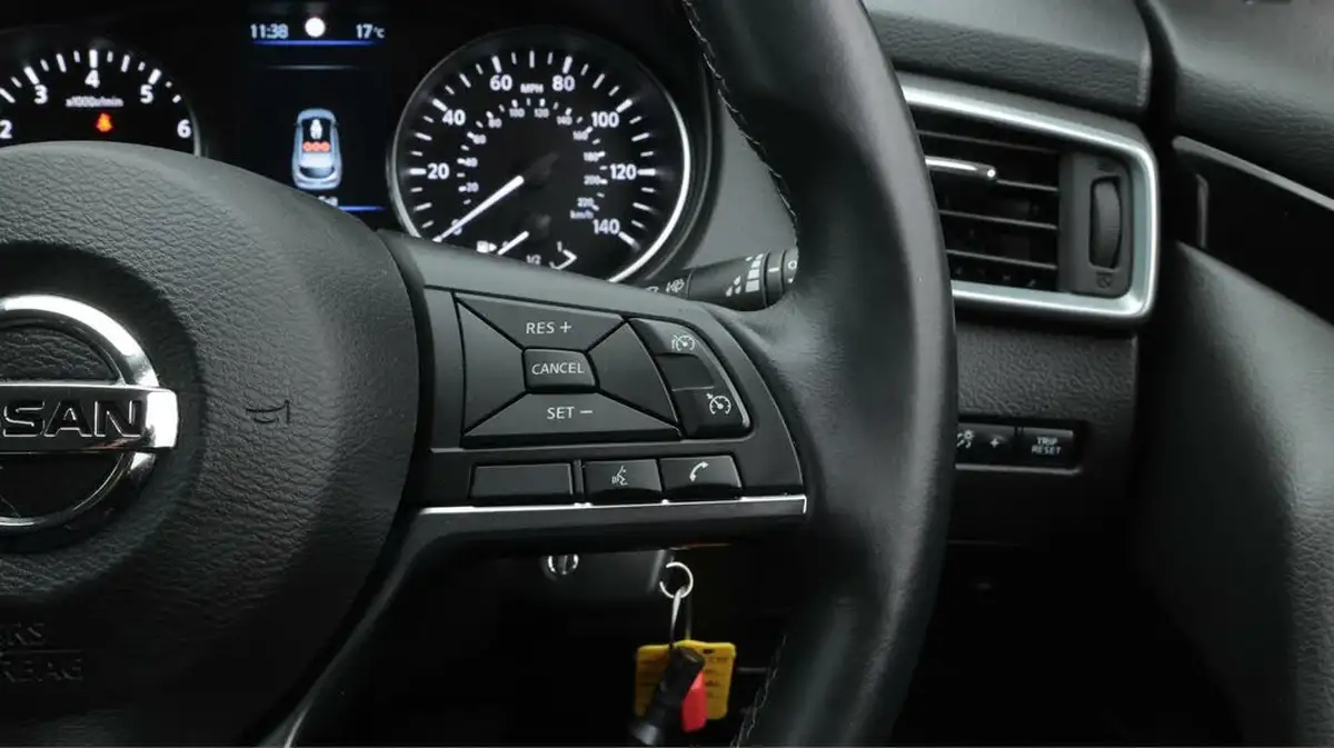 2021-nissan-qashqai-13-dig-t-acenta-premium-158ps-xtronic-big-23