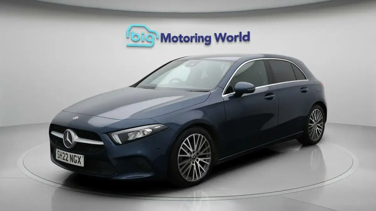 2022-mercedes-benz-a-class-13-a180-sport-executive-edition-hatchback-5d-7g-dct-big-3