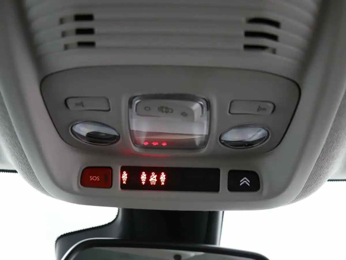 2024-citroen-c3-aircross-12-puretech-max-130ps-eat6-big-48