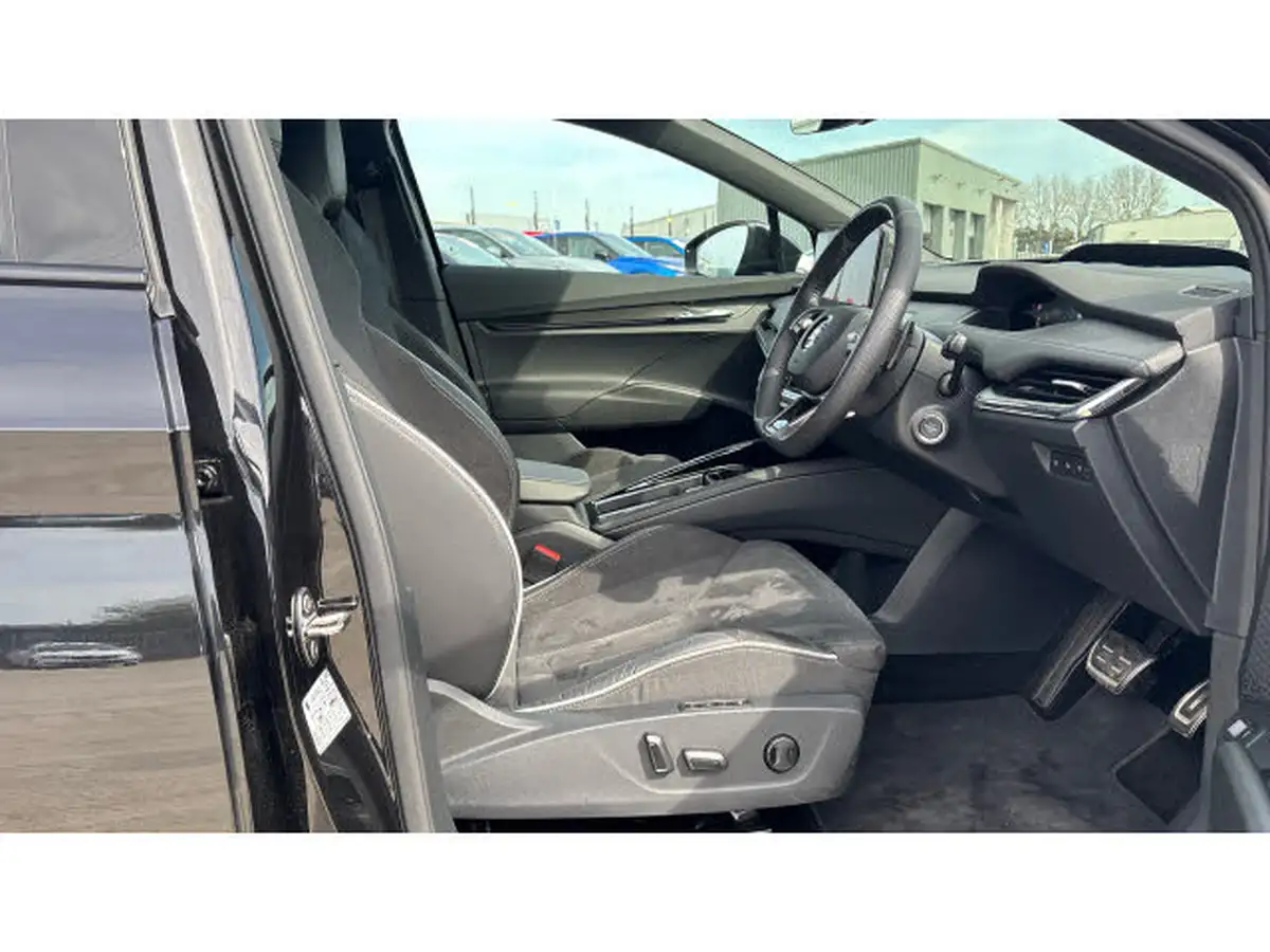 2025-skoda-enyaq-e-85x-sportline-plus-station-wagon-big-14