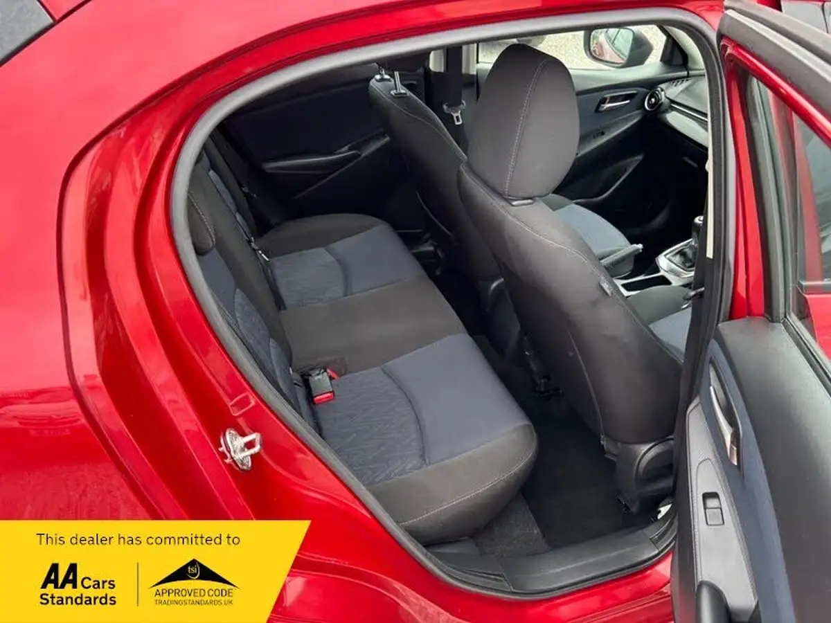 2017-mazda-mazda2-15-se-l-75ps-big-16