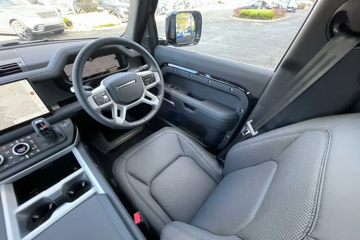 2024-land-rover-110-defender-30-d350-x-dynamic-se-big-13
