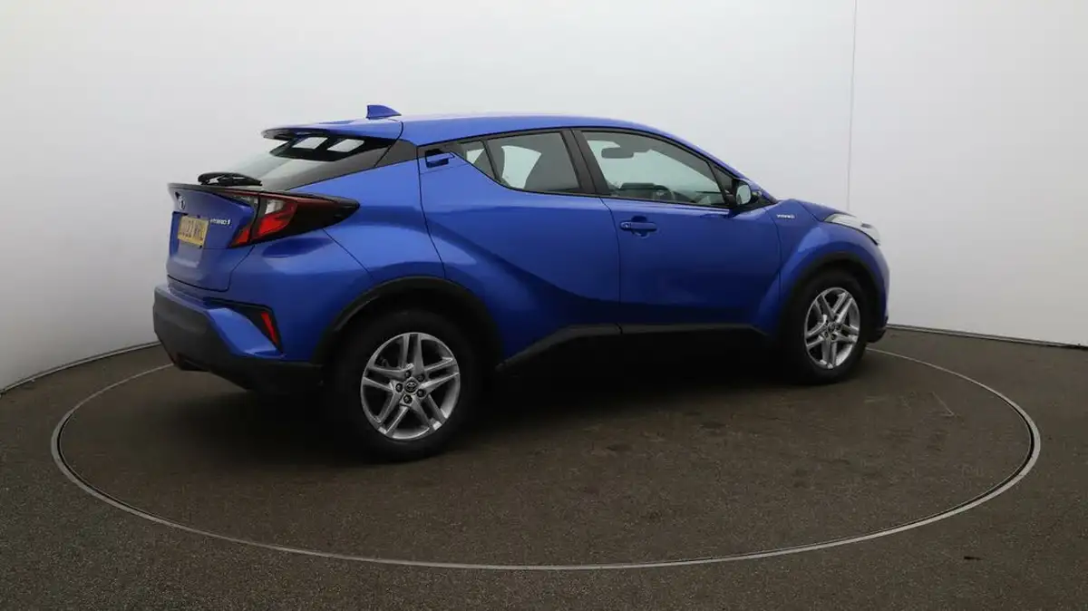 2022-toyota-c-hr-18-vvt-i-icon-big-53