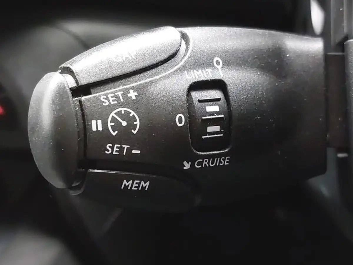 2024-citroen-c5-aircross-12-puretech-shine-136ps-hybrid-e-dsc6-big-16