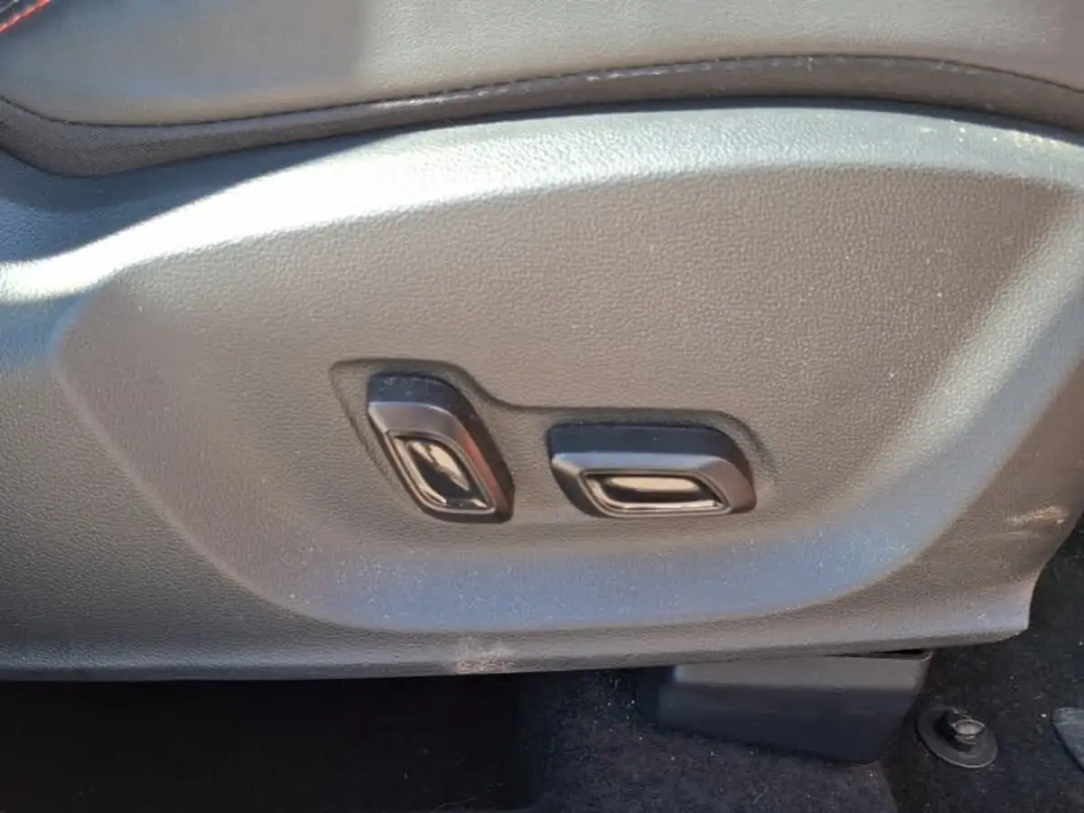 2022-mg-zs-suv-15-vti-tech-exclusive-big-9