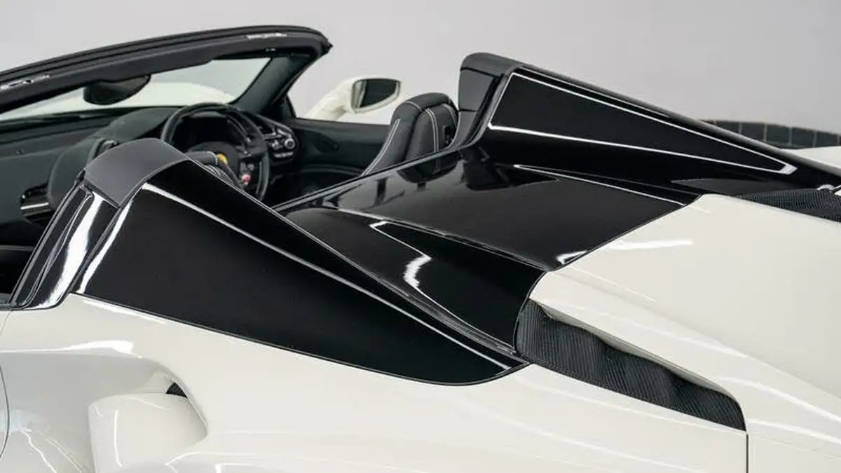2017-ferrari-488-39-488-spider-big-22