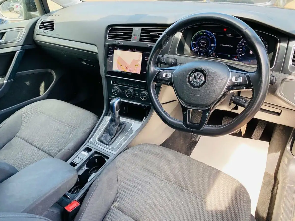 2019-volkswagen-golf-e-e-golf-big-12