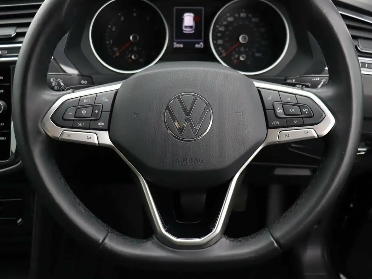 2022-volkswagen-tiguan-15-tsi-life-150ps-dsg-big-29