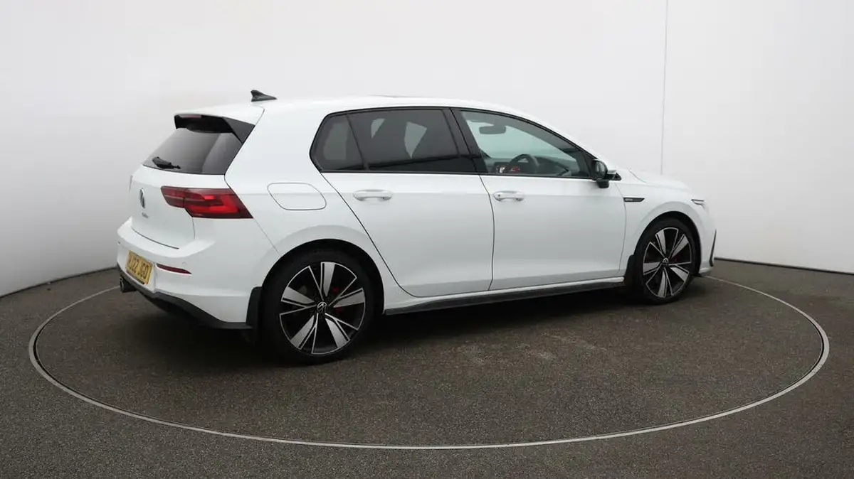 2022-volkswagen-golf-20tdi-gtd-big-55