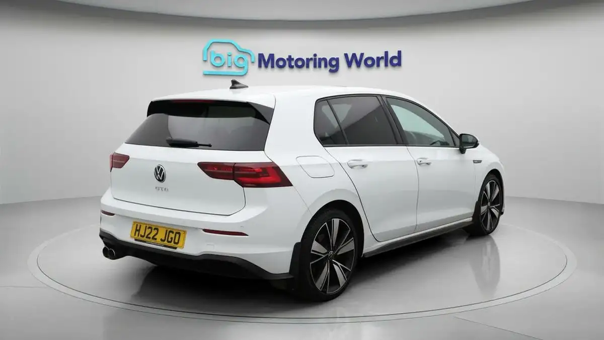 2022-volkswagen-golf-20tdi-gtd-big-7