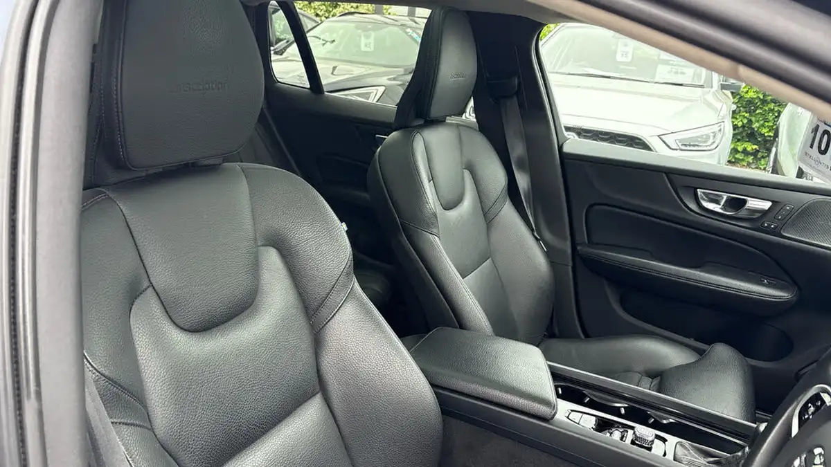 2018-volvo-v60-20td-d4-inscription-geartronic-big-35