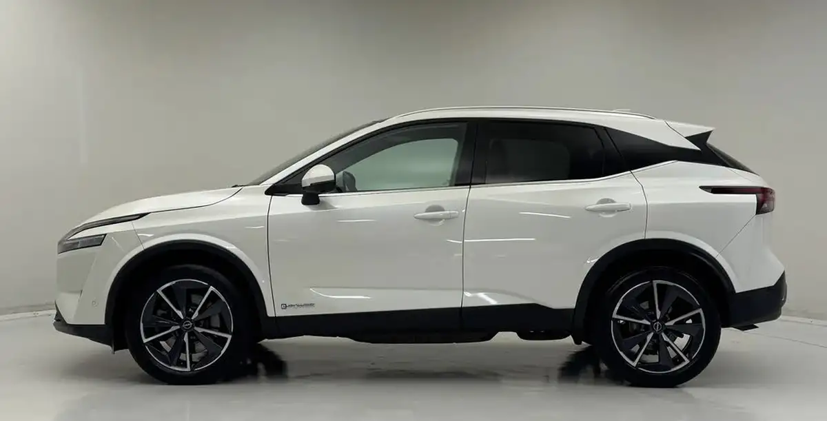 2023-nissan-qashqai-15-tekna-big-5