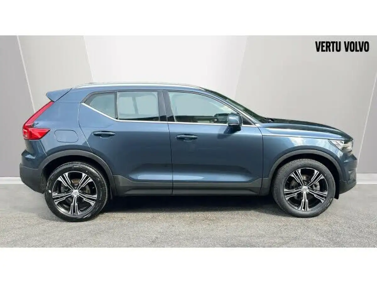 2021-volvo-xc40-20-b4-inscription-pro-194bhp-auto-big-2