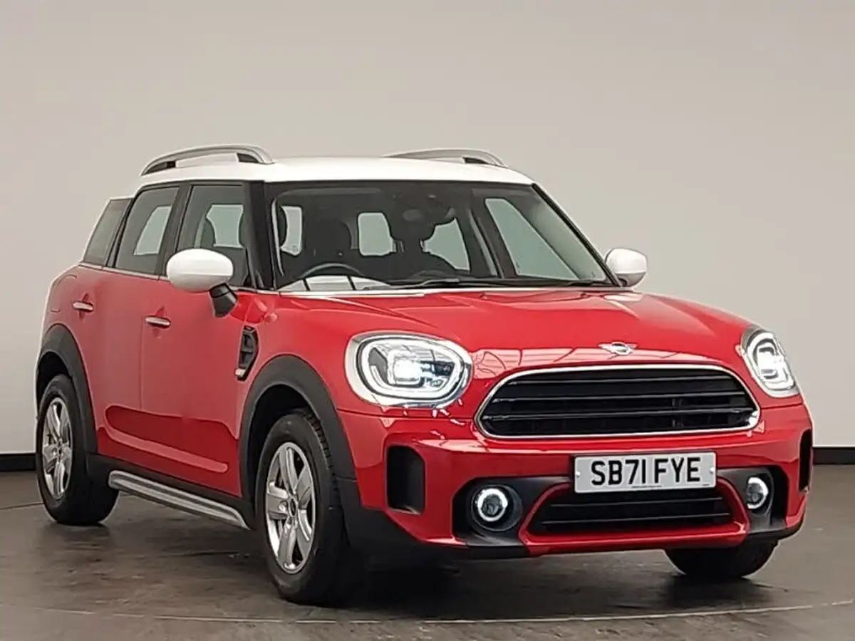 2022-mini-countryman-15-cooper-classic-big-0