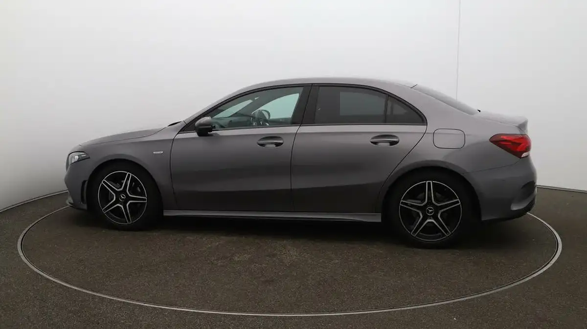 2022-mercedes-benz-a-class-13-a200-amg-line-executive-edition-saloon-4d-7g-dct-big-59