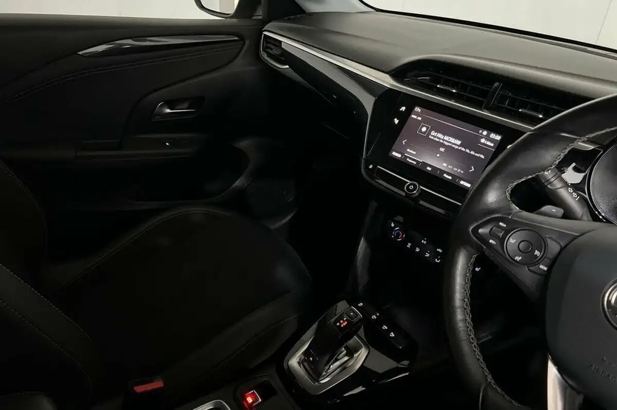 2021-vauxhall-corsa-12-turbo-elite-auto-big-31