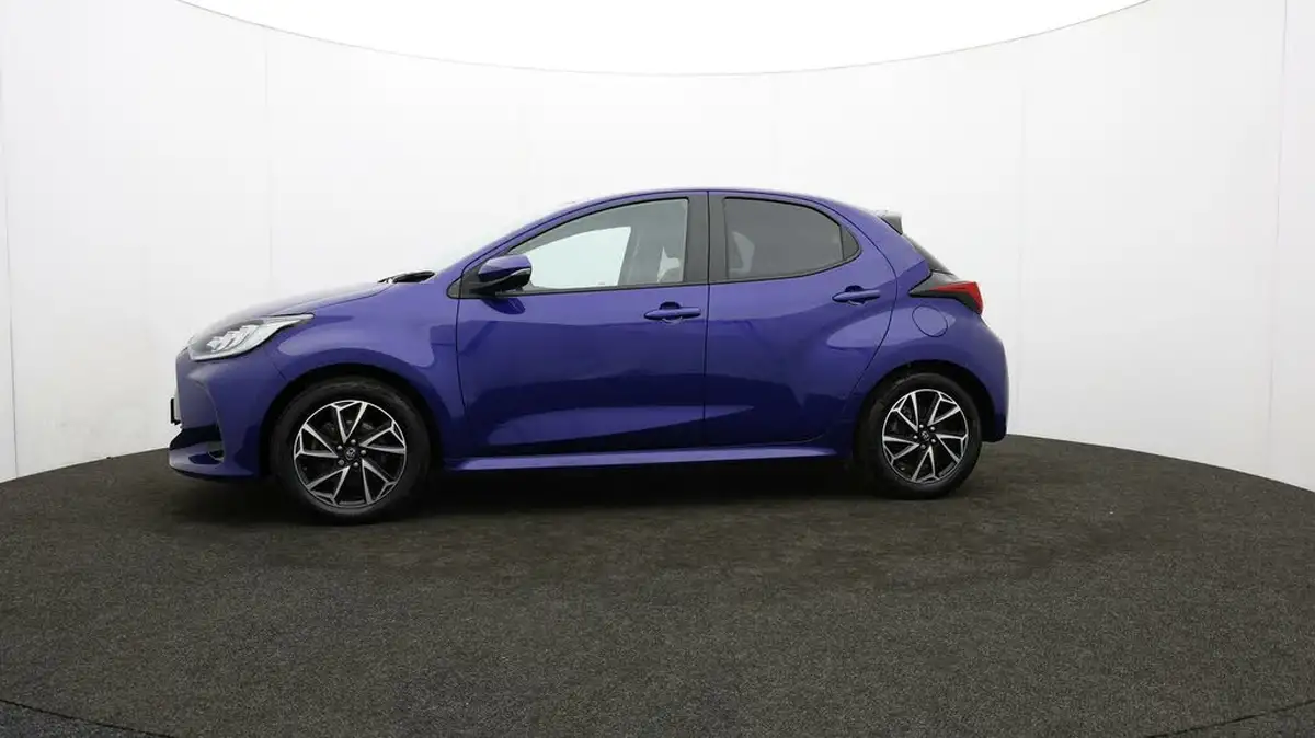 2022-toyota-yaris-15-vvt-i-design-big-68